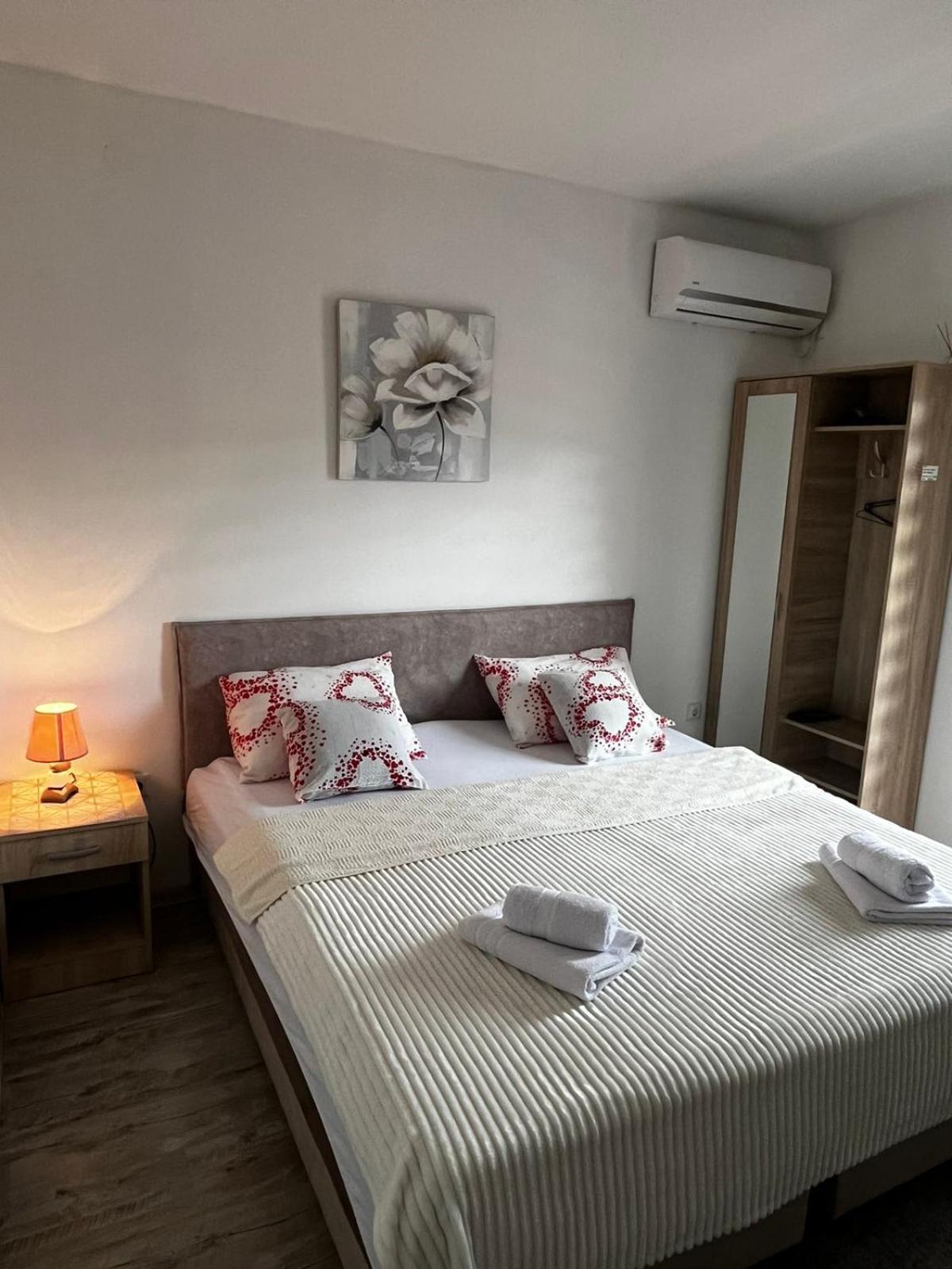 Apartmani Nikolic Visegrad Bilik gambar