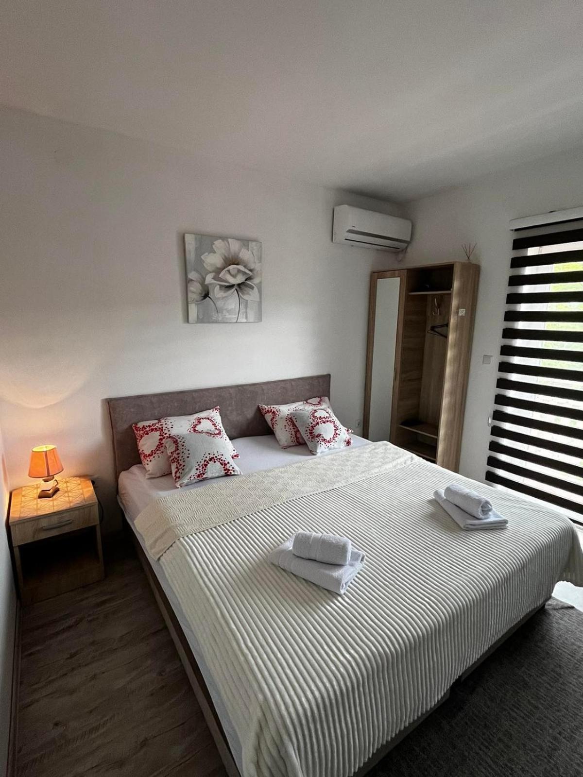 Apartmani Nikolic Visegrad Bilik gambar