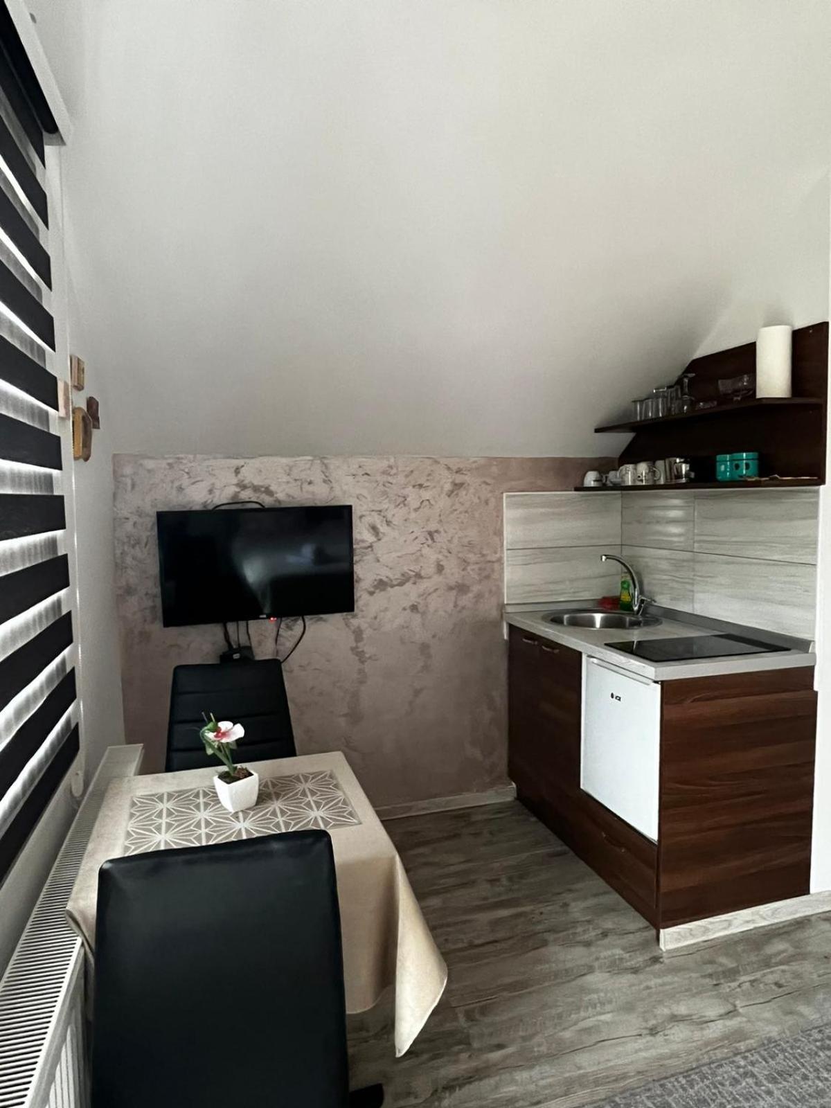 Apartmani Nikolic Visegrad Bilik gambar