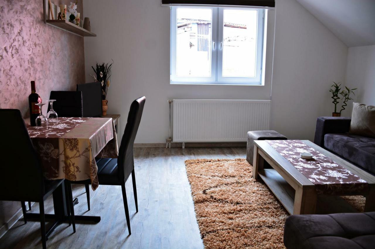 Apartmani Nikolic Visegrad Luaran gambar